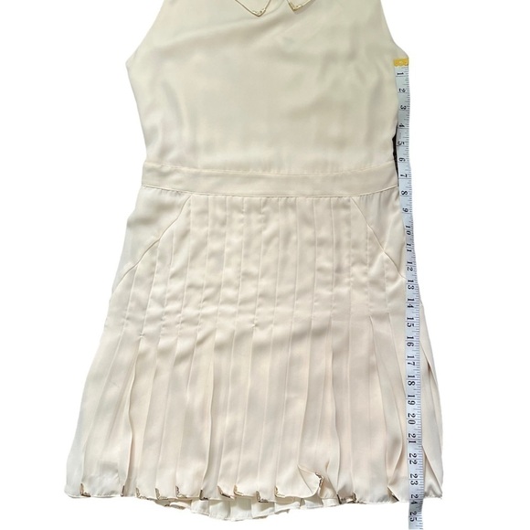 NWT Lovers & Friends Sophistication Cream Collared Pleated Mini Dress sz S - Picture 13 of 16